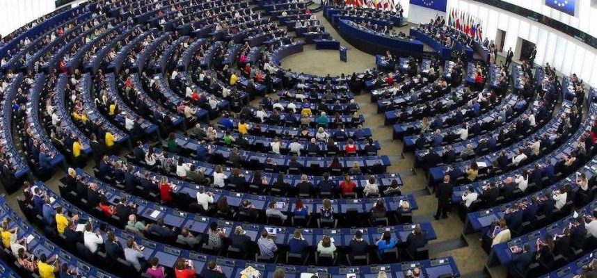 Parlamento-europeo-1004x600