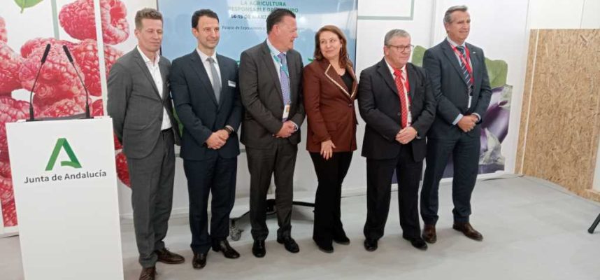 20230208_NdP-PRESENTA-GLOBALGAP-TOUR2023-en-FRUIT-LOGISTICA-1