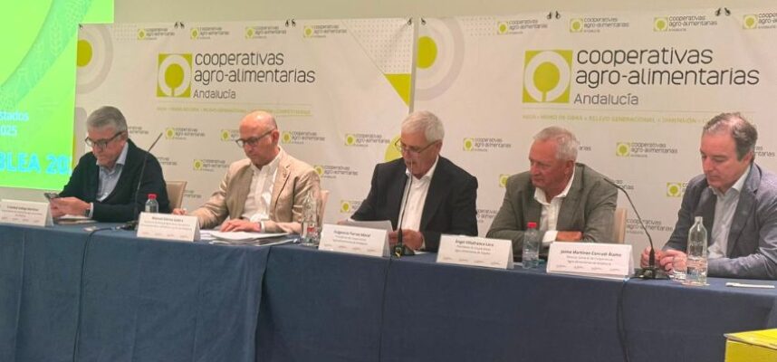 asamblea-coops-and-1